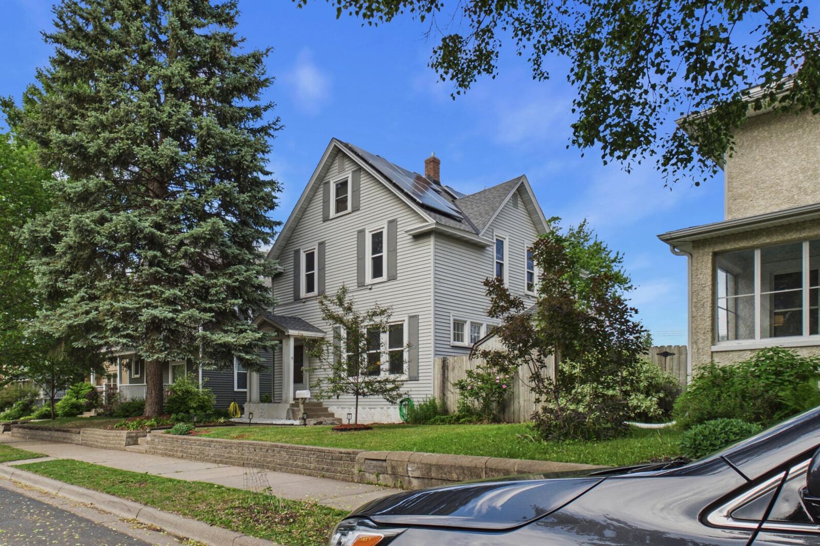 Property Photo: 121 4th Avenue S MN 55075