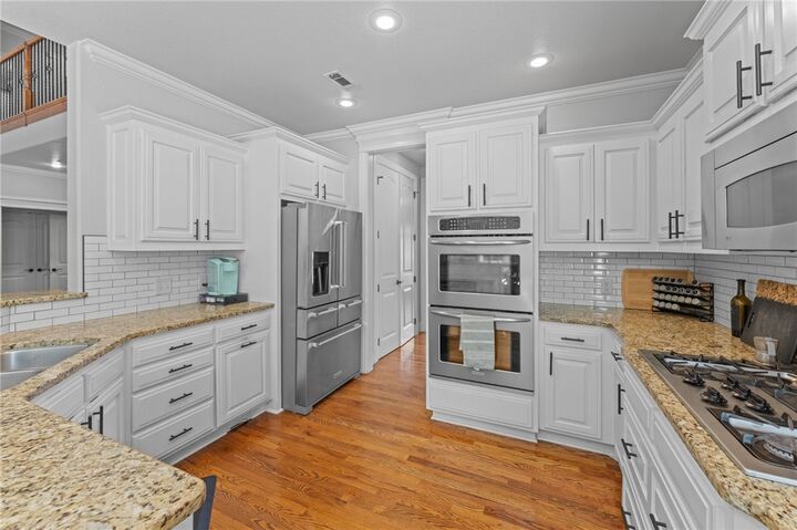 Property Photo: 4800 Blaire Mont Road AR 72713