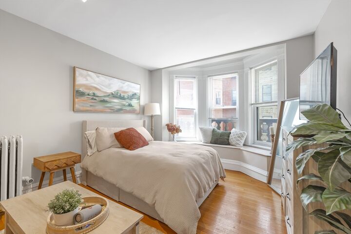 Property Photo:  8 Garrison Street 205  MA 02116 