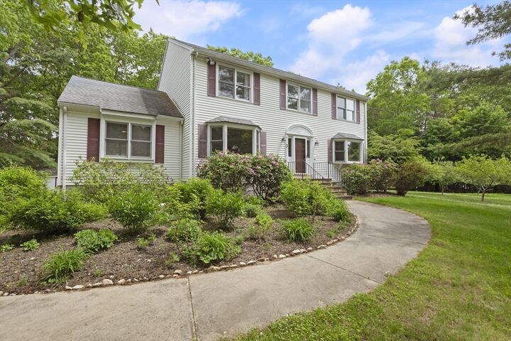 Property Photo:  3 Quail Ln  MA 02334 