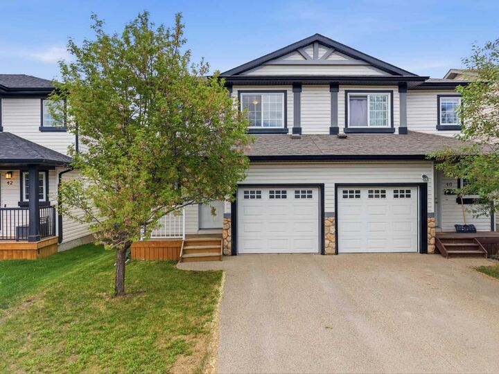 Property Photo: 44 Arthur Close AB T4R 3M5