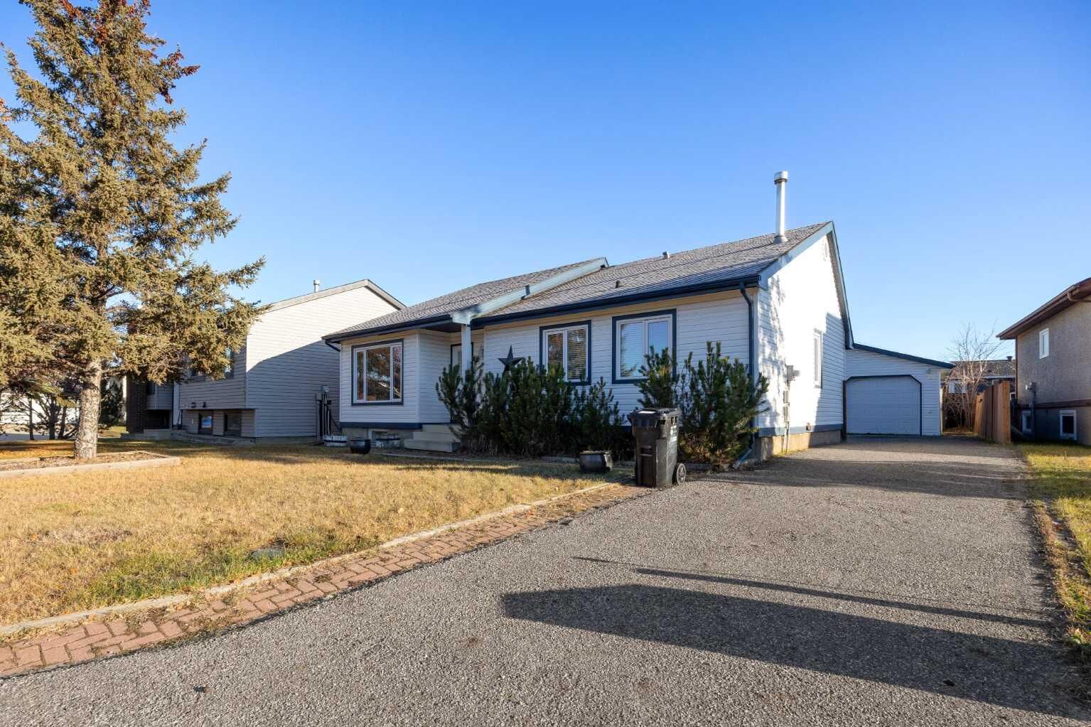 Property Photo:  105 Farrell Cove  AB T9K 1N9 