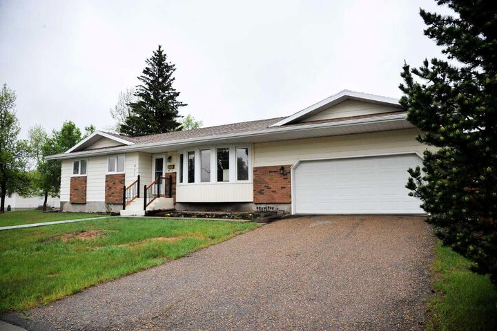 Property Photo: 3911 57 Street AB T4V 3H6