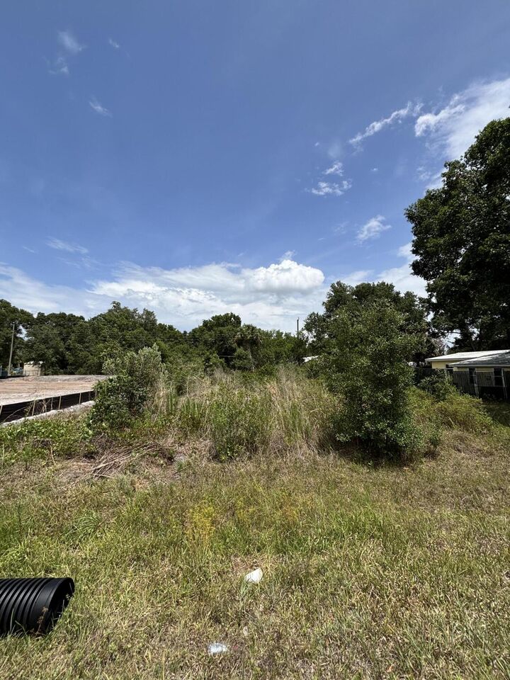 Property Photo: 3420 NW 34th Avenue FL 34972