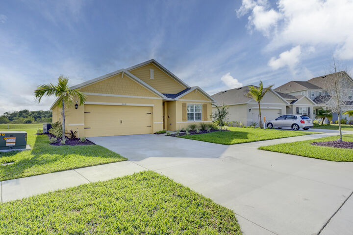 Property Photo:  10519 SW Vasari Way  FL 34987 