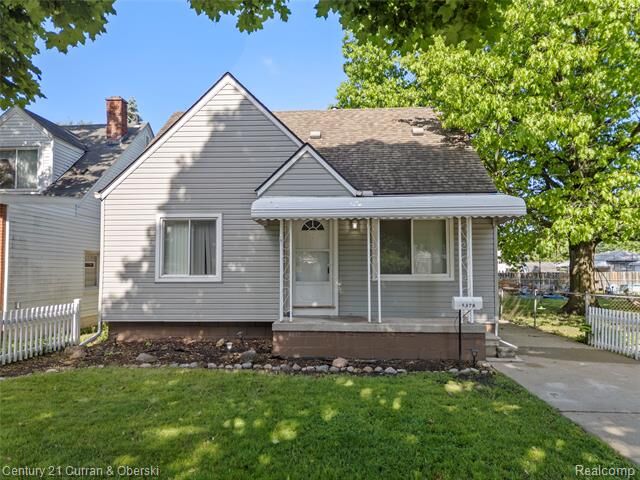 Property Photo: 5378 Weddell Street MI 48125