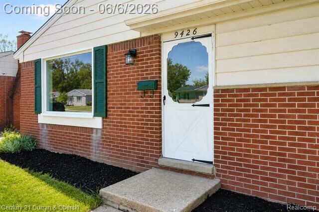Property Photo:  9426 Chamberlain Street  MI 48174 