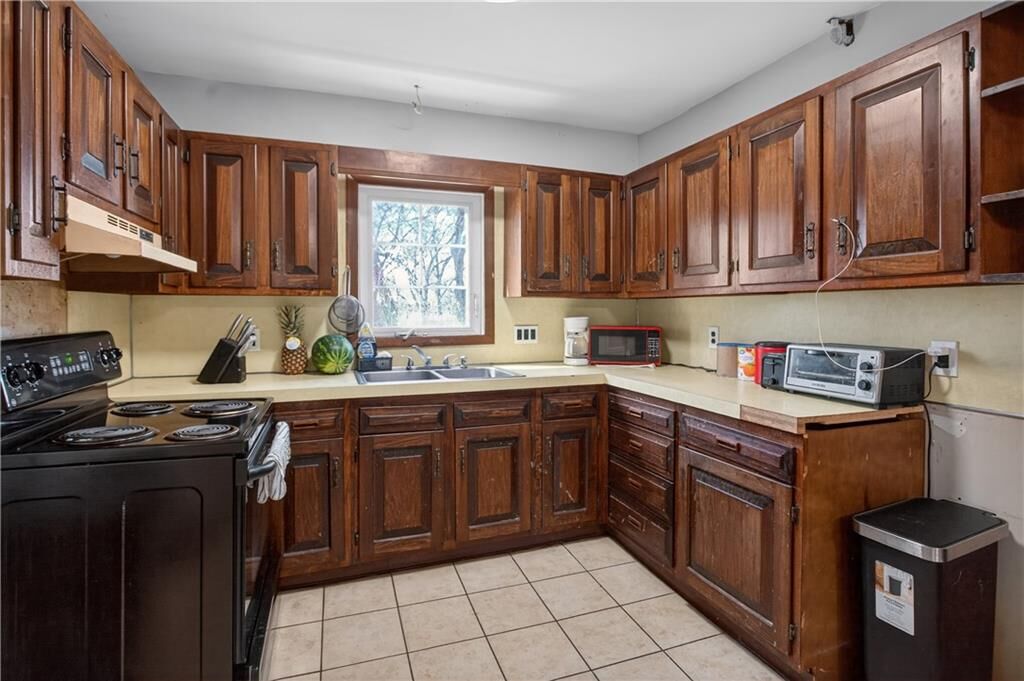 Property Photo:  277 Ward Street  RI 02895 