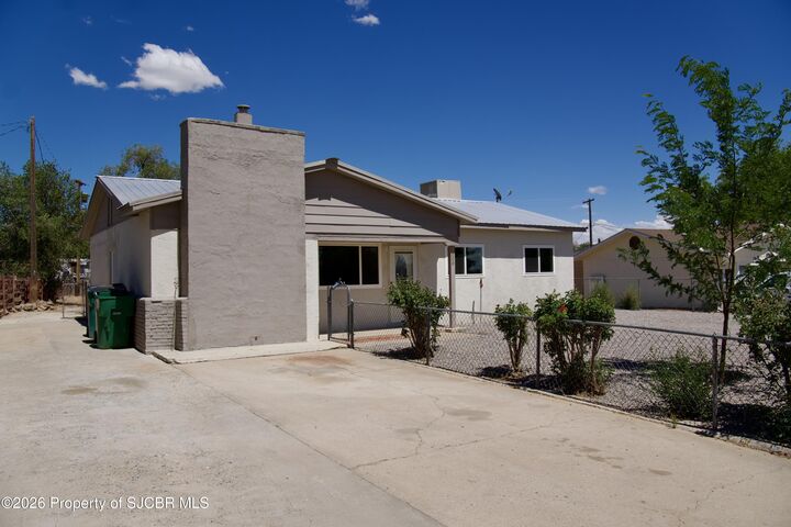 Property Photo:  3806 Sierra Vista Drive  NM 87402 