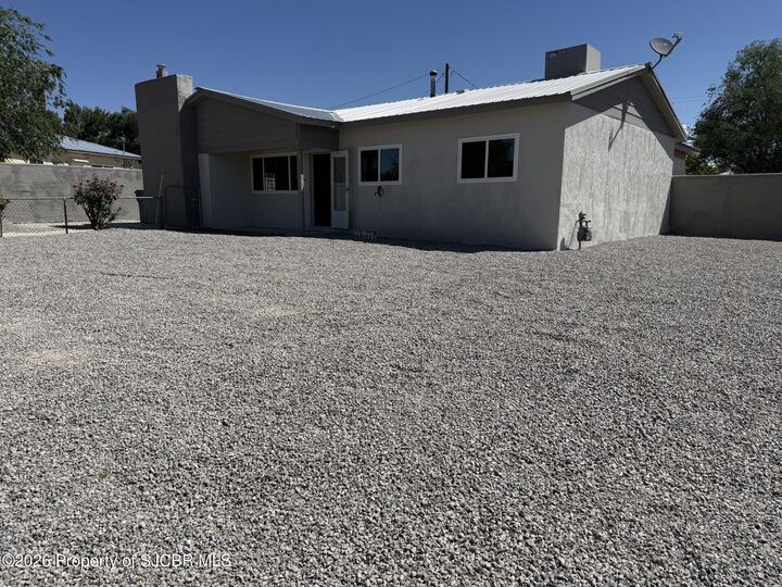 Property Photo:  3806 Sierra Vista Drive  NM 87402 