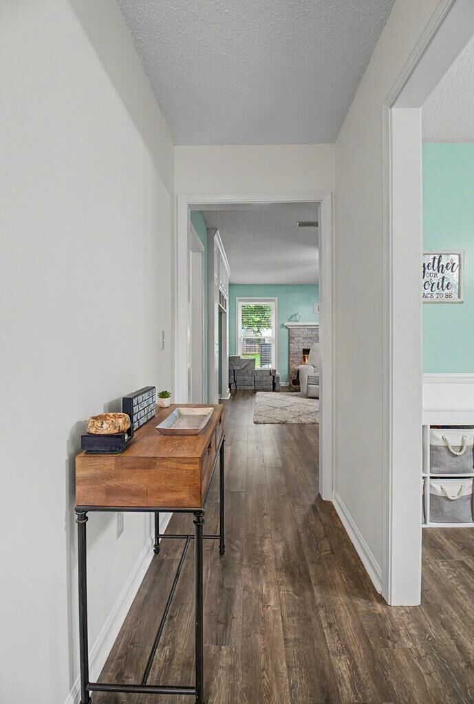 Property Photo:  104 Trenton Ct  AL 36305 