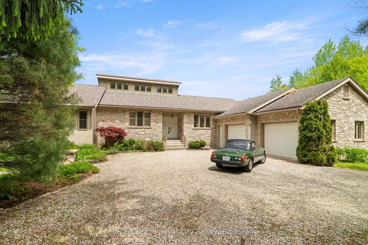 384 South River Road — photo 1