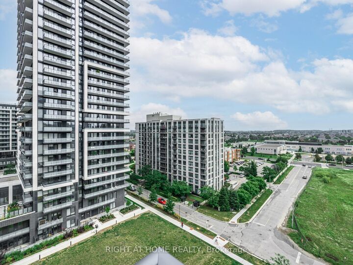 65 Oneida Crescent 1010 — photo 1