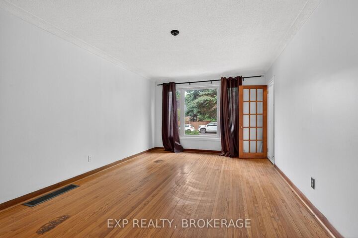 Property Photo: 340 Palace Road ON K7L 4T3