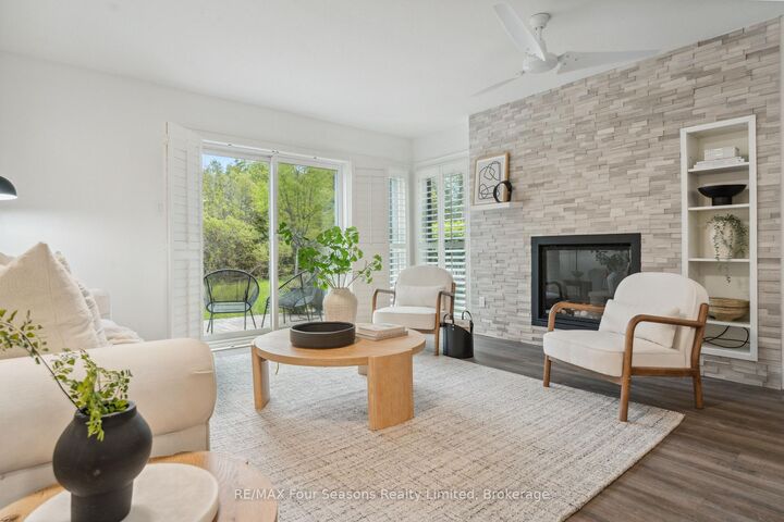 Property Photo: 44 Trott Boulevard 7 ON L9Y 5B7