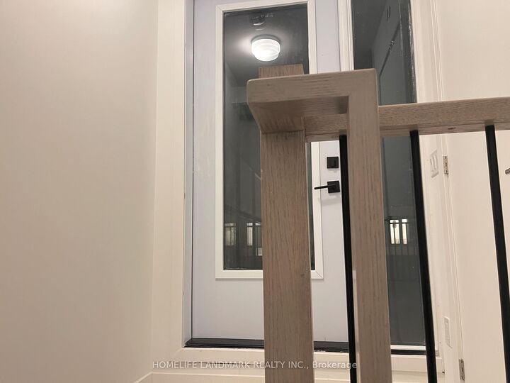 Property Photo:  8 Walder Lane 307  ON L4S 0P7 