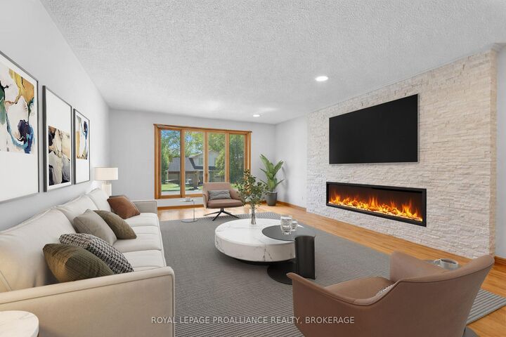 Property Photo: 542 Rankin Crescent ON K7M 7L4