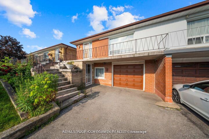 Property Photo: 50 Felan Crescent ON M9V 3A3