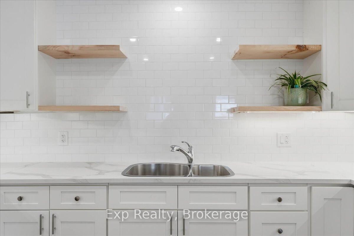 Property Photo: 110 Hastings Drive ON K8N 1J5