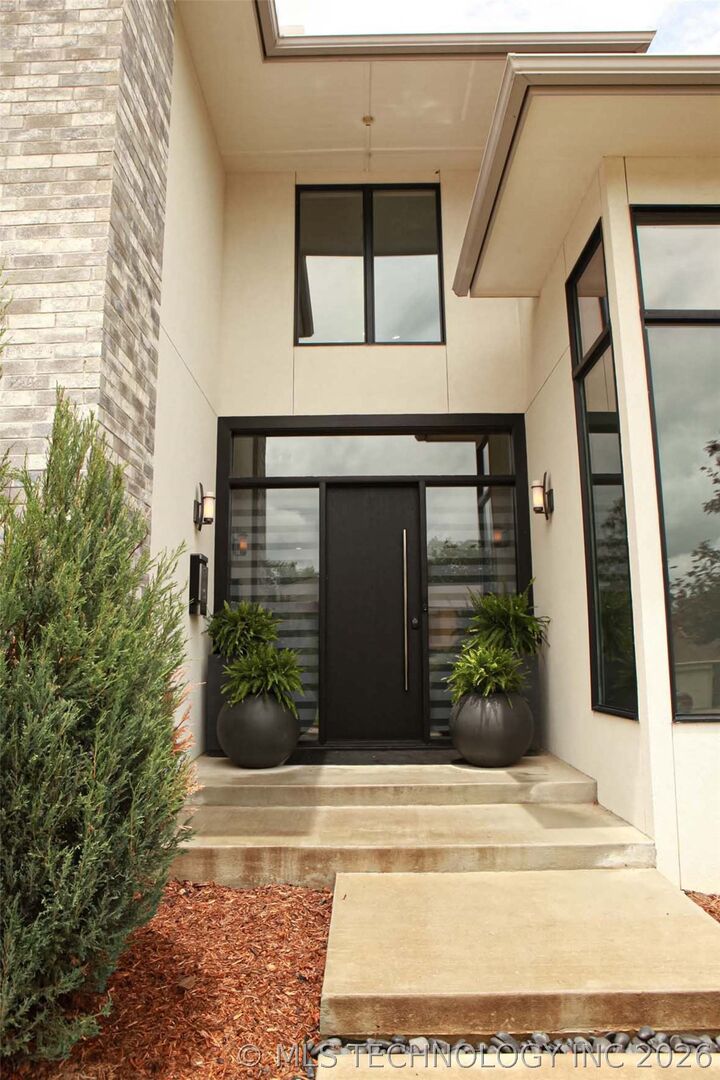 Property Photo:  3131 E 26th Place  OK 74114 