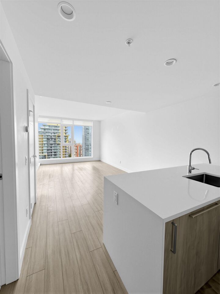 Property Photo: 6398 Silver Avenue 2404 BC V5H 0K7