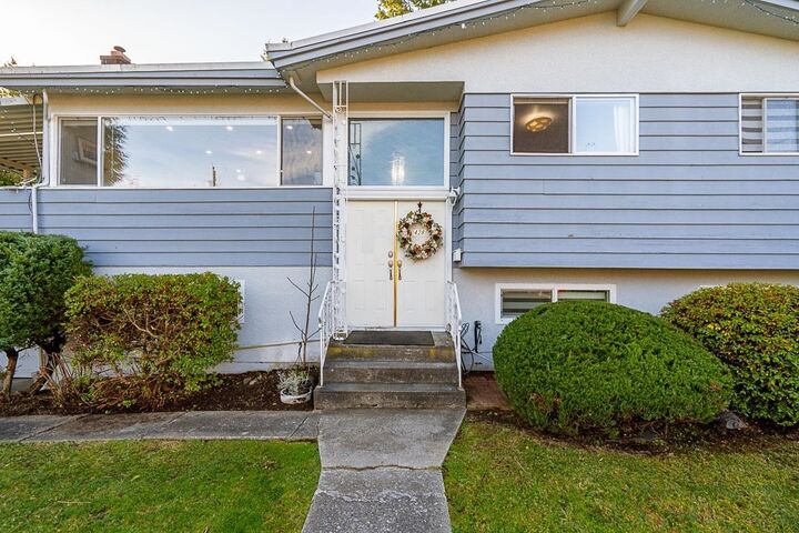 Property Photo: 428 Midvale Street BC V3K 5H5