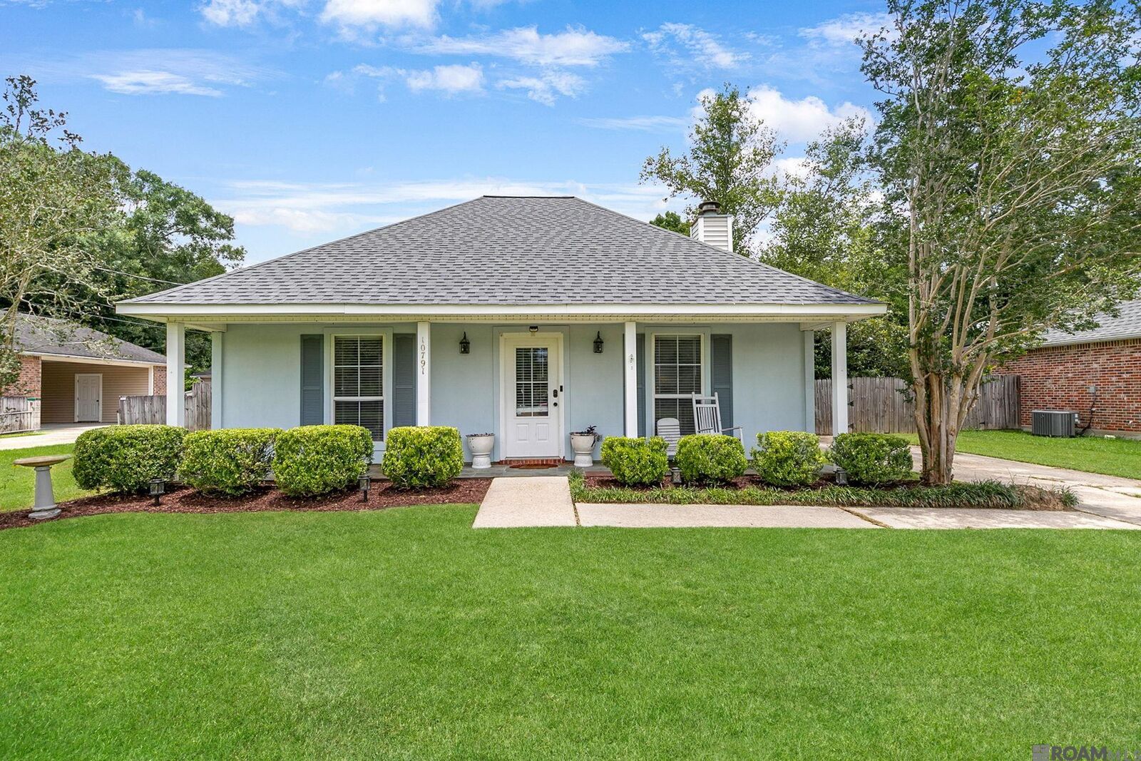 Property Photo: 10791 Ray Dr LA 70706