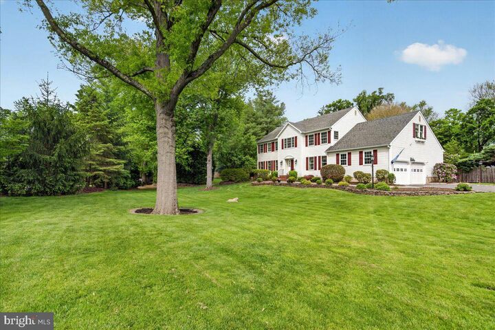Property Photo:  1 Walking Purchase Drive  NJ 08534 