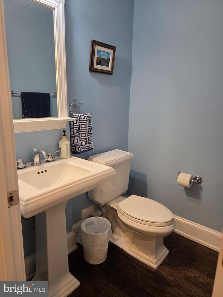 Property Photo:  514 N Royal Street  VA 22314 
