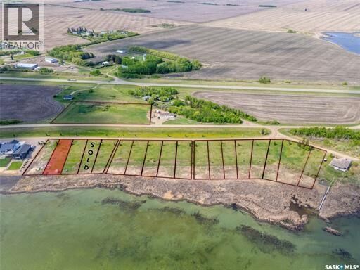 Property Photo:  700 Lakeshore Drive  SK S0M 1X0 