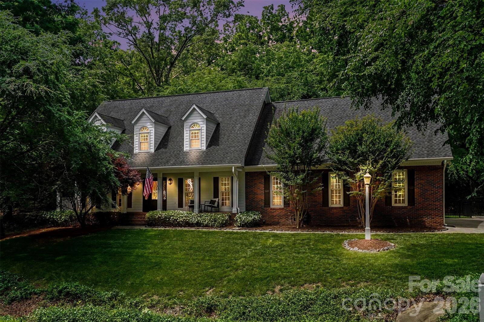 Property Photo:  6128 Lake Providence Lane  NC 28277 