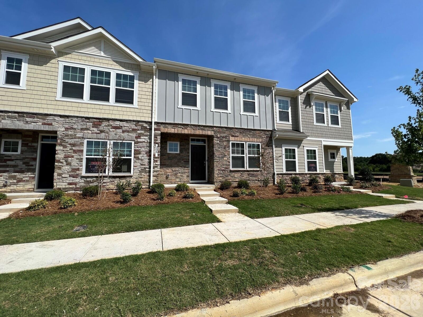 Property Photo: 208 Sagecroft Lane NC 28079