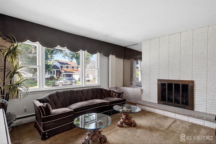 Property Photo:  35 SE Nassau Street  NJ 07066 