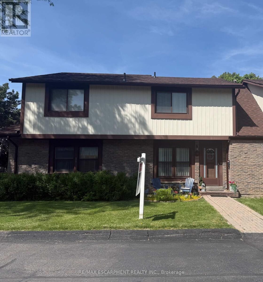 Property Photo:  6650 Falconer Drive 19  ON L5N 1B5 
