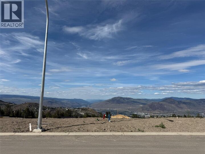 Property Photo:  1600 Aberdeen Drive 109  BC V1S 0C6 