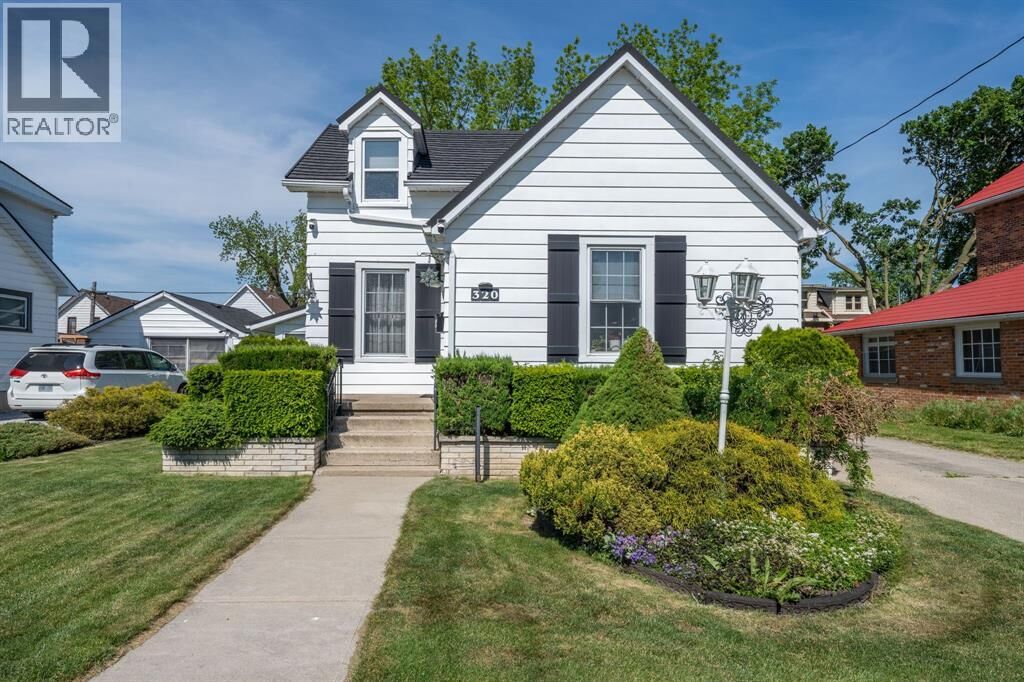Photo de la propriété:  320 Camp Street  ON N8A 4B3 