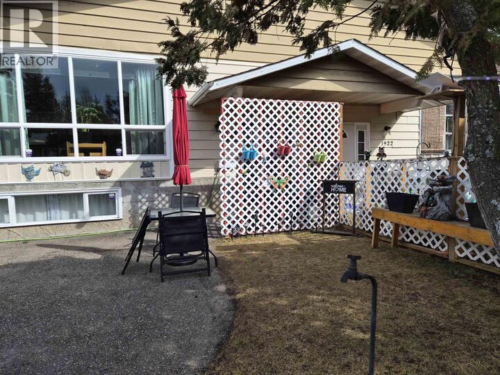 Property Photo: 1920 Hemlock Street BC V2L 2J2