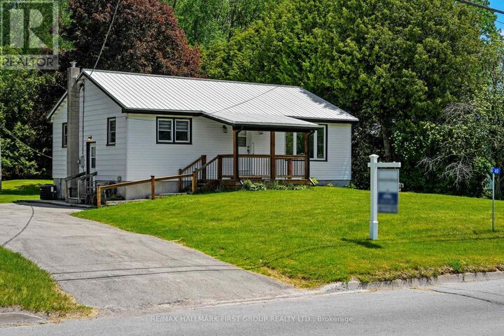 Property Photo:  40 Whites Road  ON K8V 5P5 