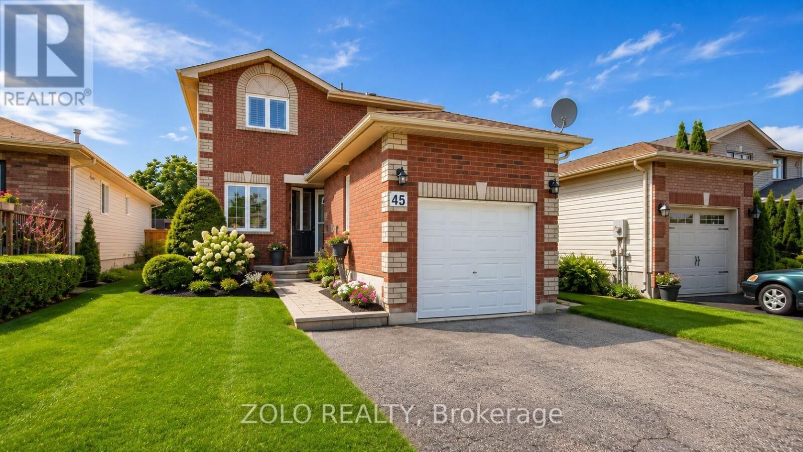 Property Photo:  45 Athabaska Road  ON L4N 8E8 