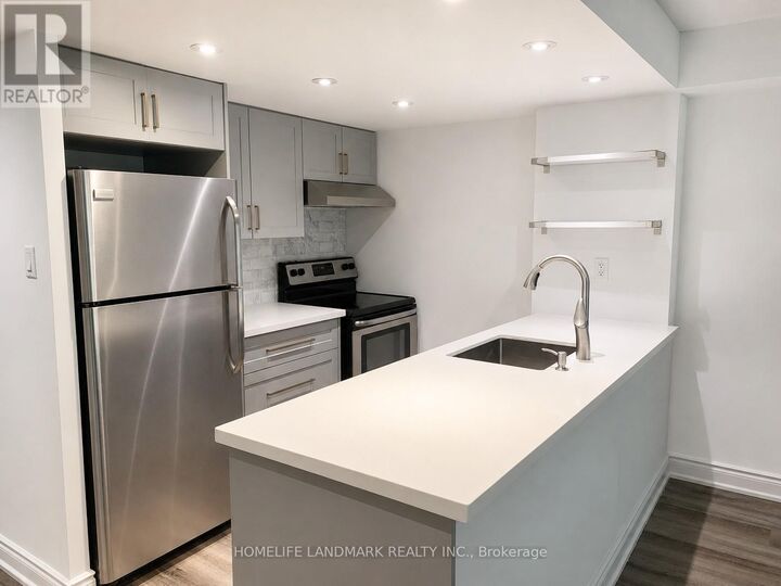 Property Photo:  705 King Street 412  ON M5V 2W8 