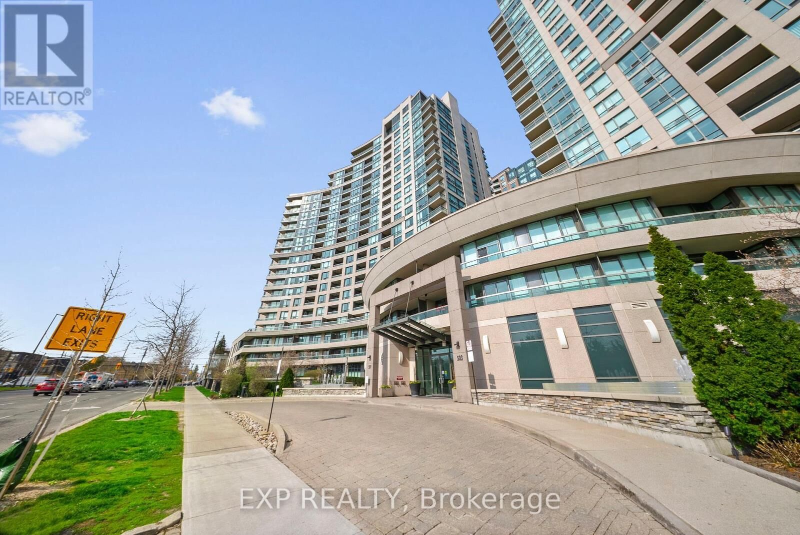 Property Photo:  509 Beecroft Road 1609  ON M2N 0A3 