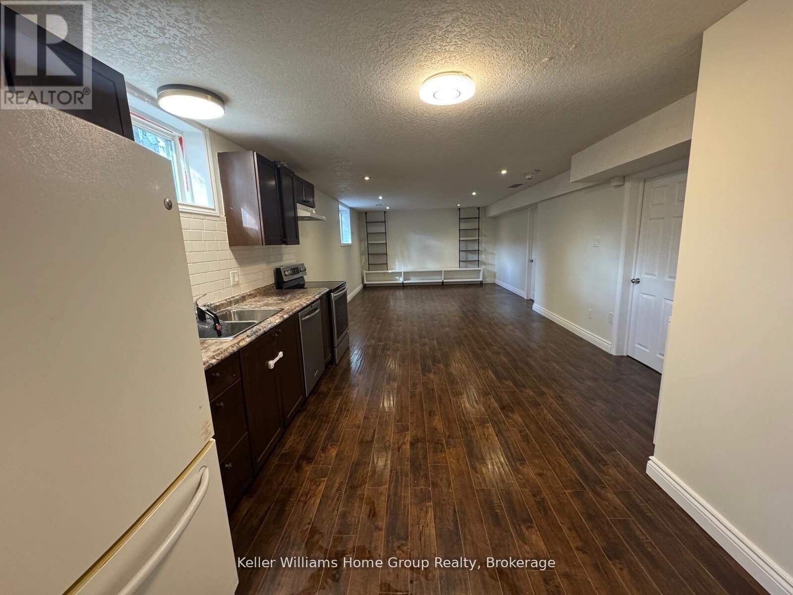 Photo de la propriété:  152 Goodwin Drive Basement  ON N1L 0B2 