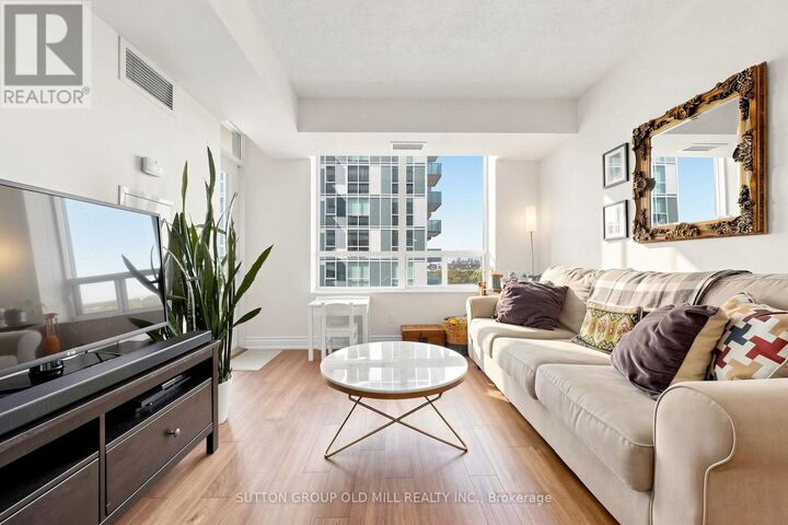 Property Photo:  5233 Dundas Street West 1716  ON M9B 6M1 