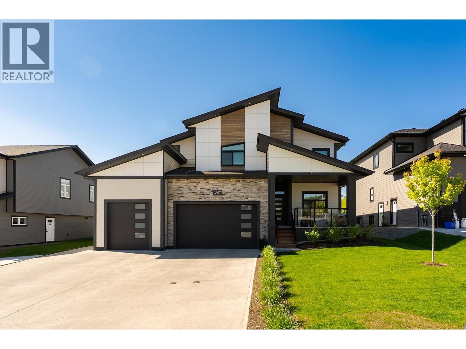 Property Photo:  3367 Munro Way  BC V2N 0K1 