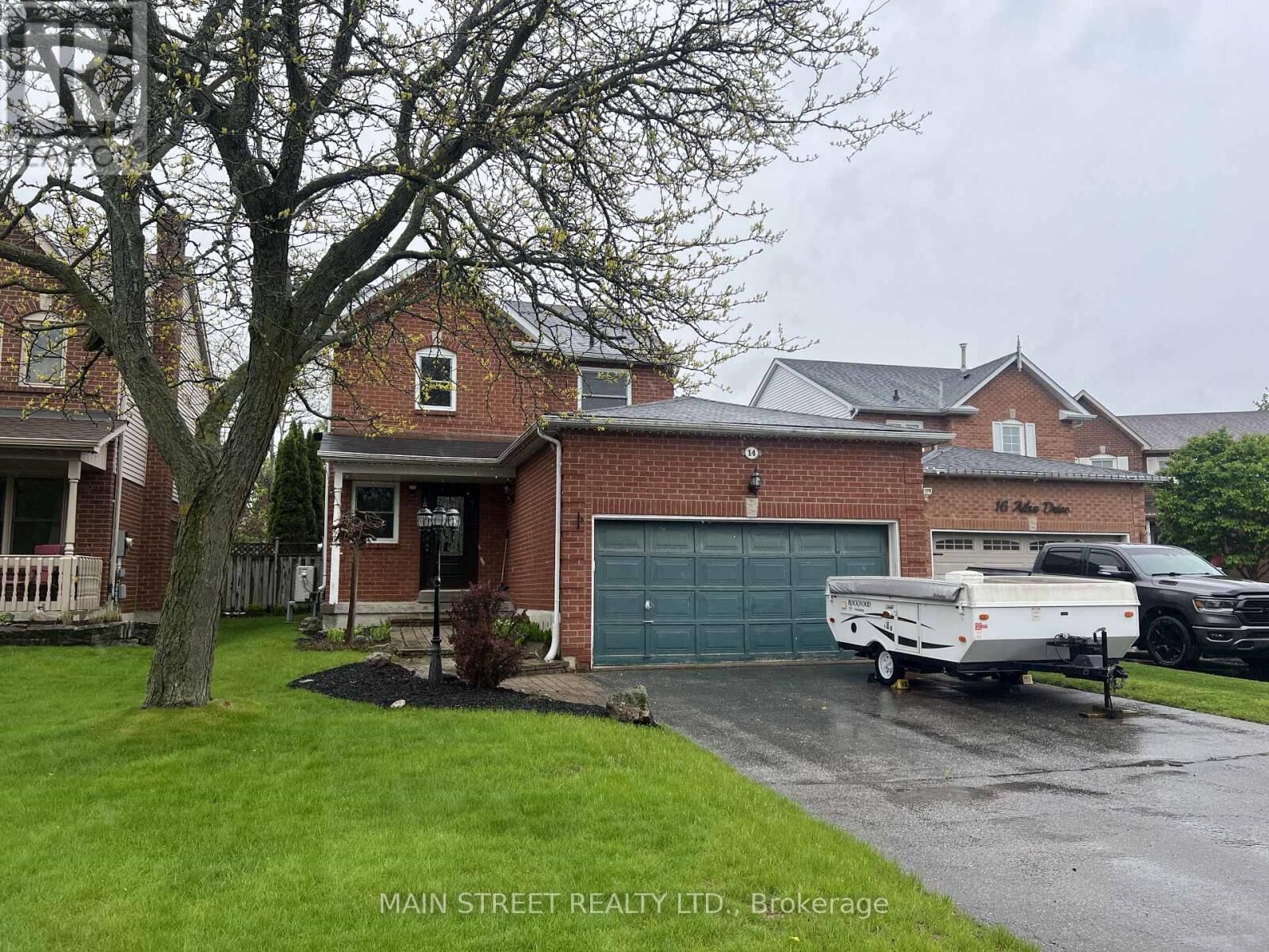 Property Photo: 14 Ailsa Drive ON L4P 3N5