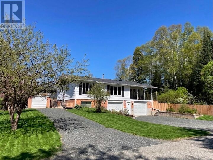 Property Photo:  6 Beech Cres  ON P0V 1T0 