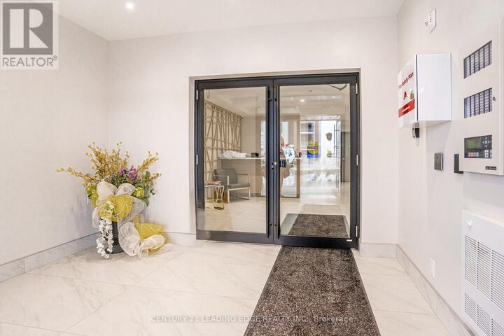 Photo de la propriété:  55 Clarington Boulevard 212  ON L1C 7J4 