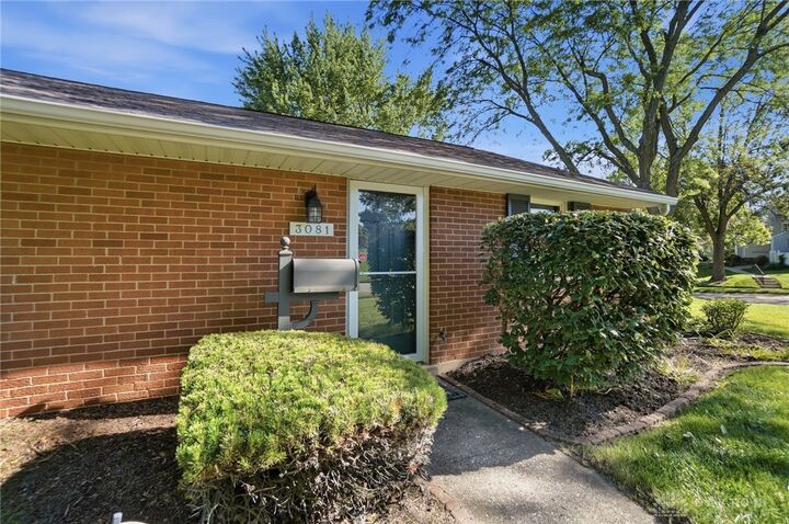 Property Photo: 3081 Viewcrest Place OH 45420