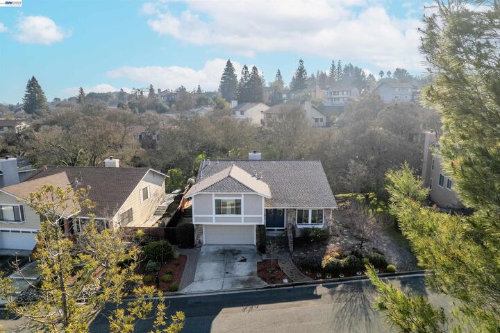 Property Photo: 135 Saint Germain Lane CA 94523