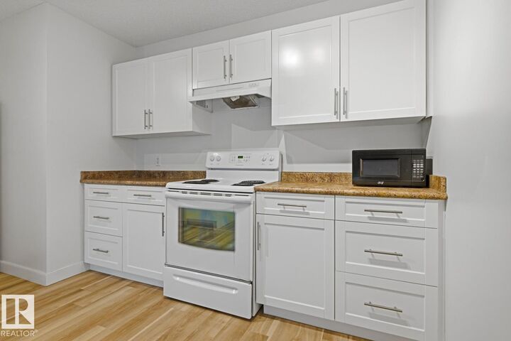 Property Photo:  9710 105 Street NW 703  AB T5K 1A3 
